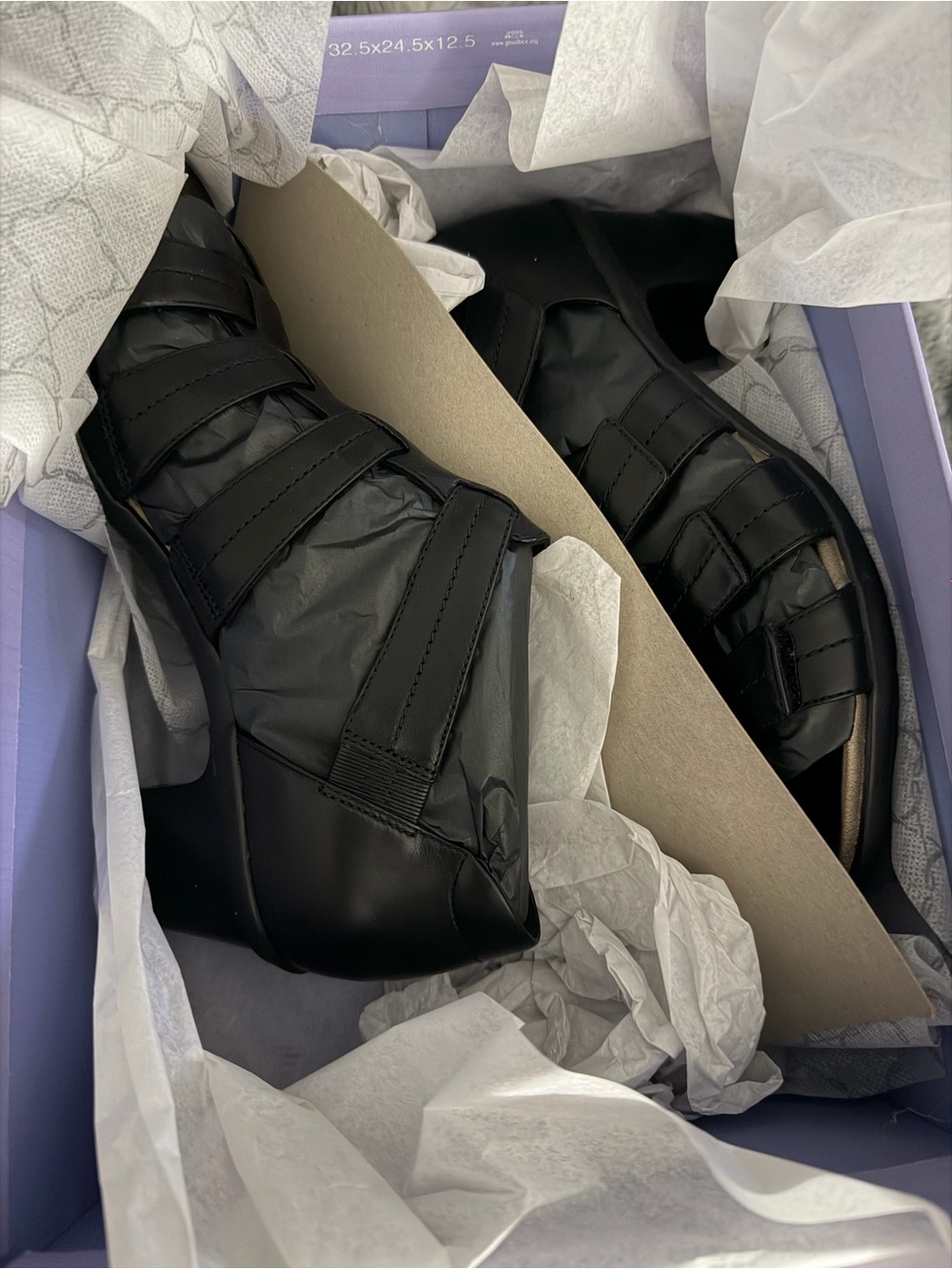Aravon Medici II Gladiator Black Leather Sandals Heeled Comfort 9D BNIB $00